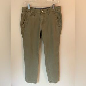 Eddie Bauer Boyfriend Relaxed Fit Khakis | Women's Sz 4